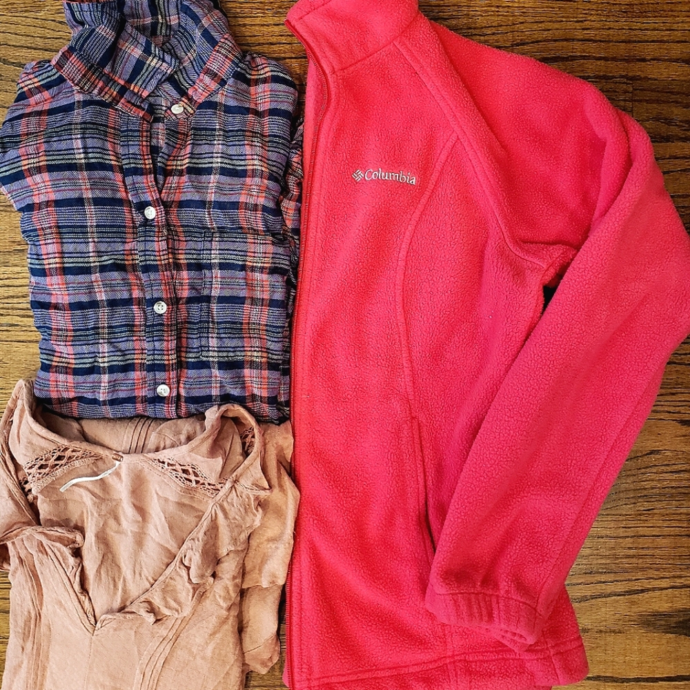 BUNDLE! Free People, Columbia & Lucky Brand. Size Small